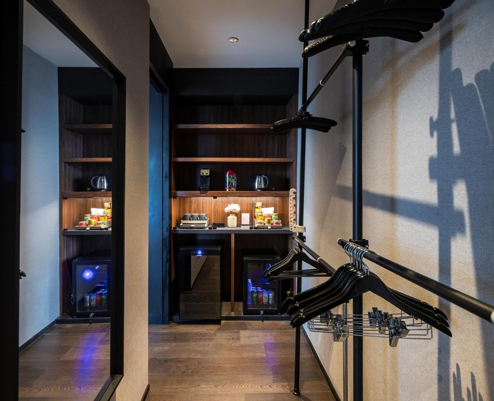 Walton Suites Sukhumvit Bangkok Eksteriør bilde